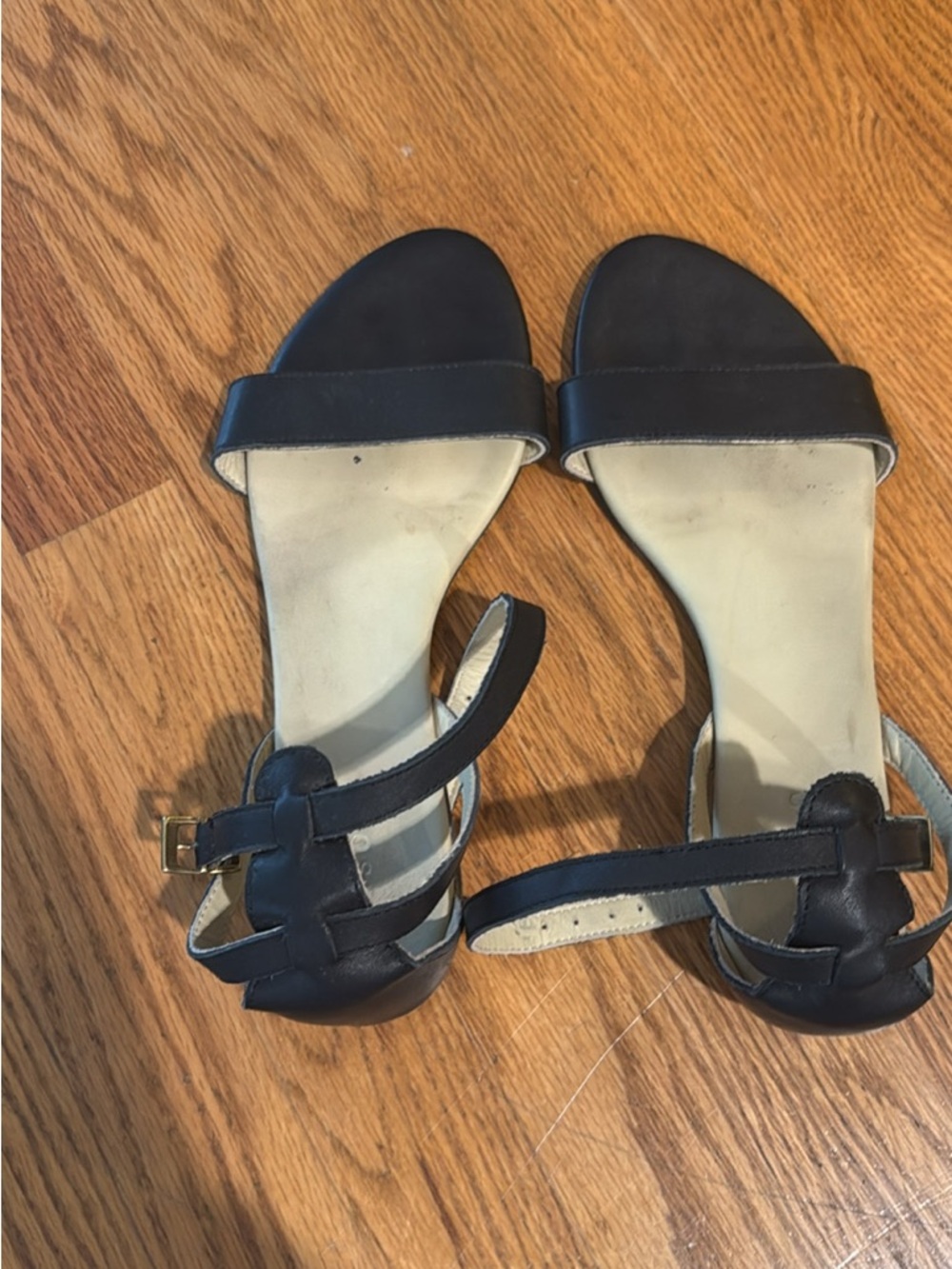 Nisolo Women’s Black Open-Toe Ankle Strap Sandals